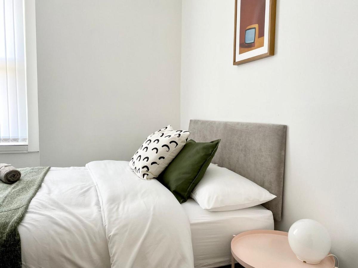 Apartment 89 St John's Road Terrace House *